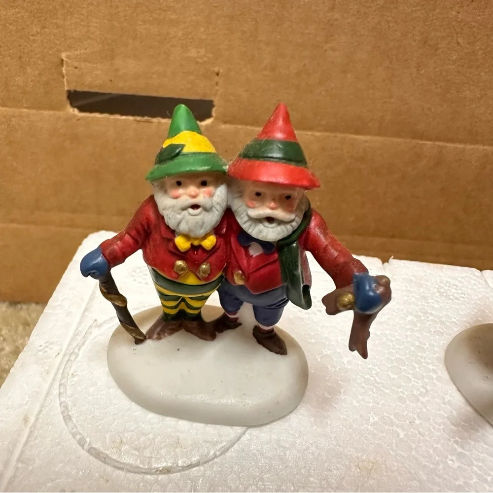 Department 56 “Sing A Song For Santa” set of three Heritage Village Retired